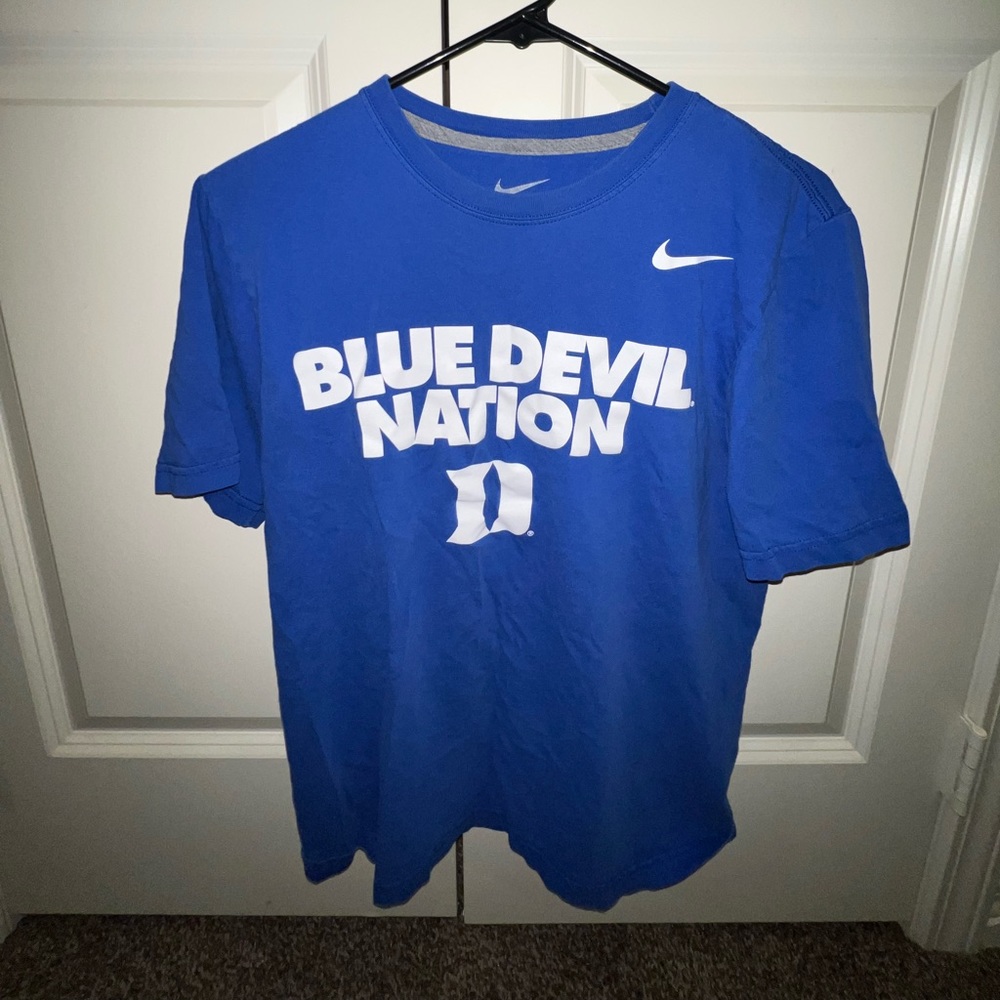 Mens duke T shirt size S